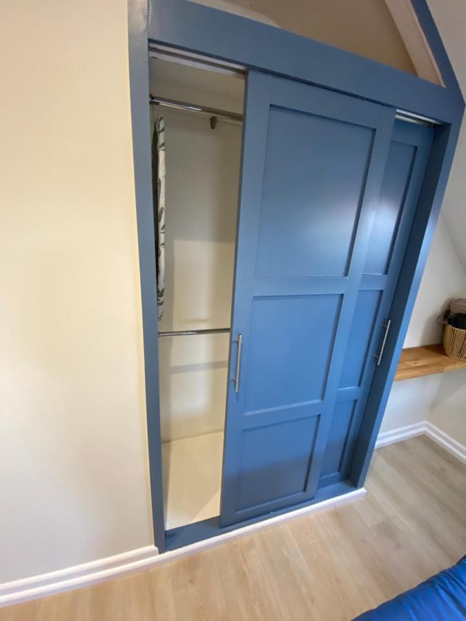 Lovely Spacious Loft Close To Train Station Вортінг Екстер'єр фото